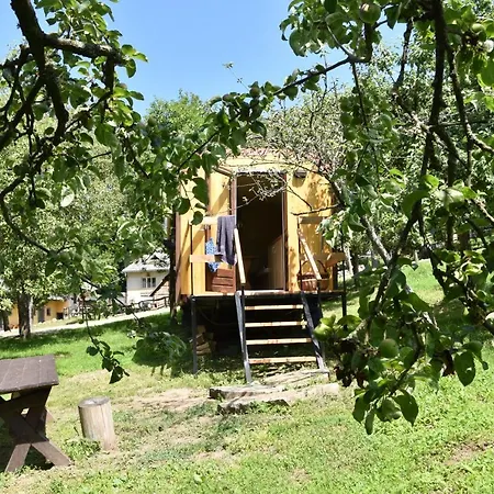 Naturism Camping Dobra Luka - Nuda Camp Pliesovce
